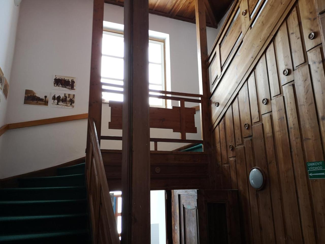 Riegrova Chata Kozákov Semily Exterior foto